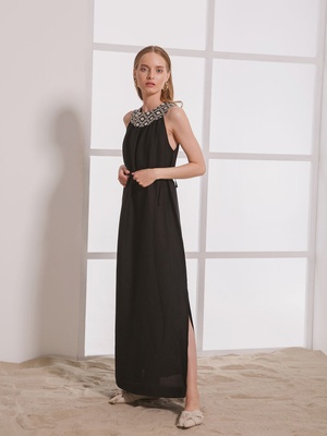 Черное длинное платье с молочной вышивкой, S/M