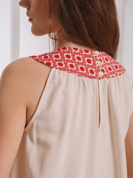 White blouse with red embroidery, XS/S
