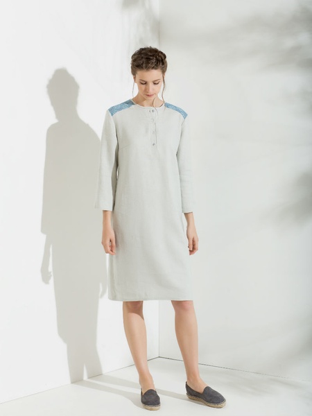 Grey dress with light blue embroidery, M/L